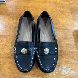 Liz Claiborne Black Loafers for Women